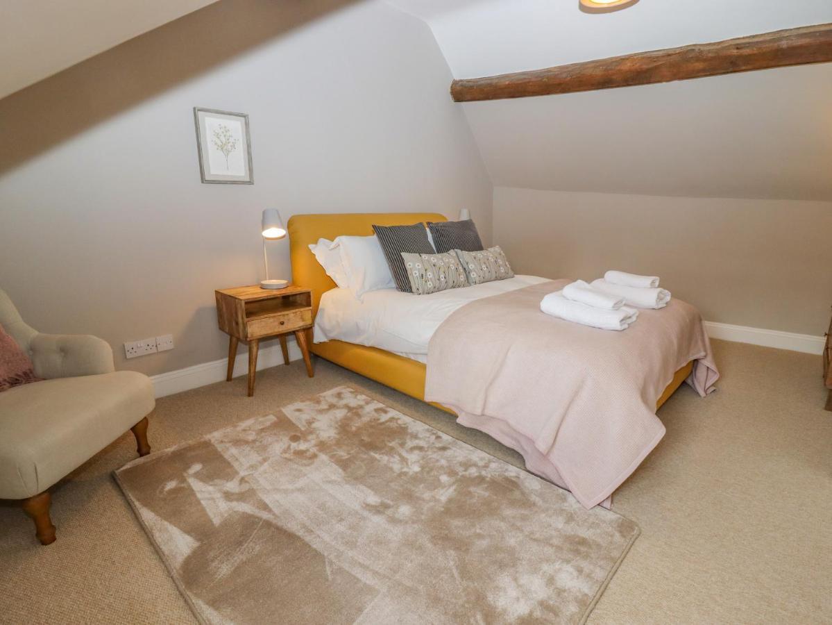 The Loft Apartment Stow-on-the-Wold Bagian luar foto